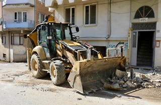Gemlik'in Köklü Caddesi'nde Önemli Çalışma